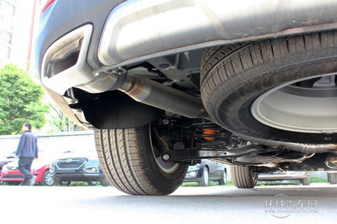 2013款 2.4L 自動兩驅舒適型