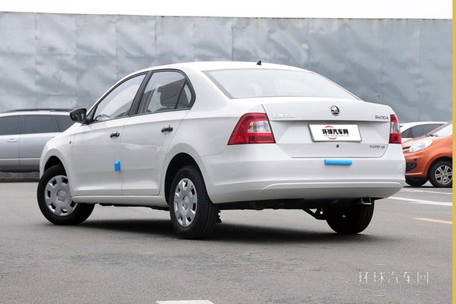 2013款 1.6L 手動(dòng)樂選型