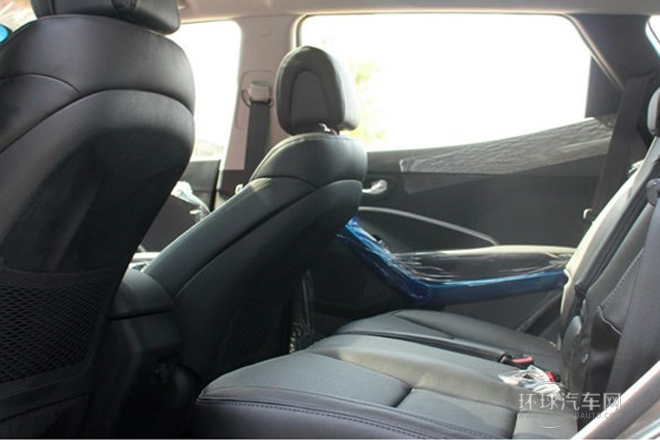 2013款 2.4L 自動兩驅舒適型