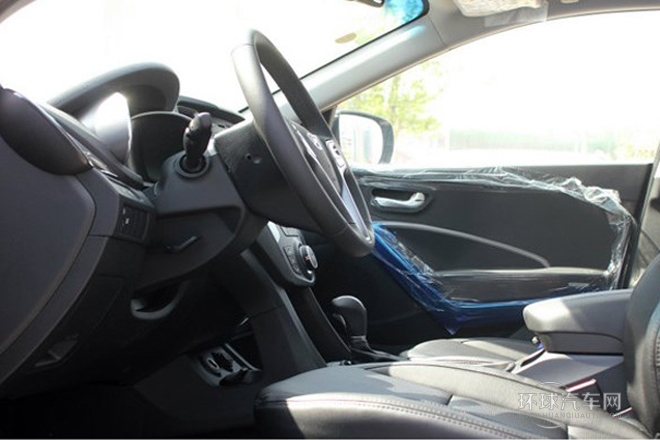 2013款 2.4L 自動兩驅舒適型