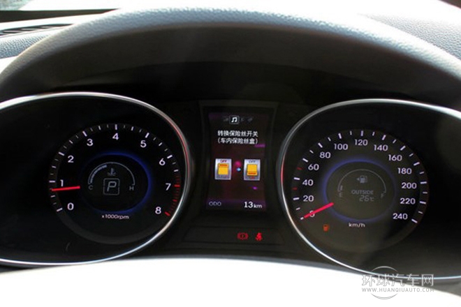 2013款 2.4L 自動(dòng)兩驅(qū)舒適型