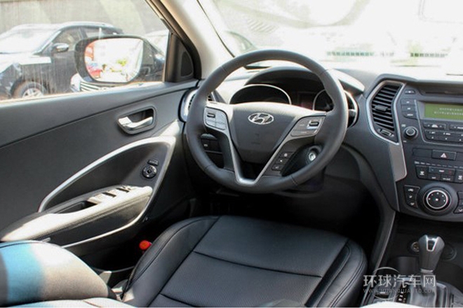 2013款 2.4L 自動兩驅舒適型