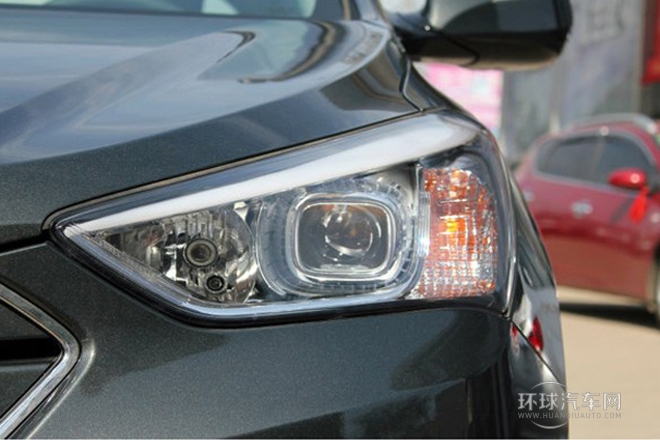 2013款 2.4L 自動(dòng)兩驅(qū)舒適型