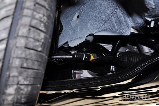 2013款 2.4L 自動四驅(qū)舒適型