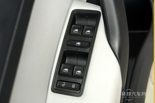 2013款 1.6L 手動智選型