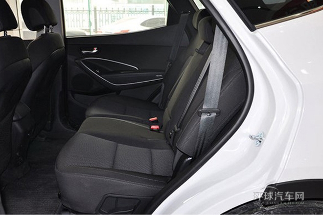 2013款 2.4L 自動四驅(qū)舒適型