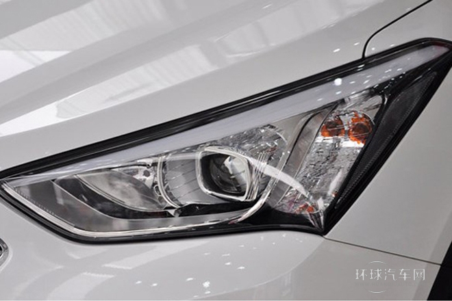 2013款 2.4L 自動四驅舒適型