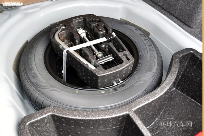 2013款 1.6L 自動智選型