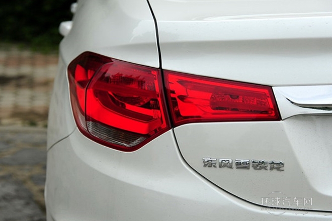 2013款 1.8L 自動(dòng)勁馳版