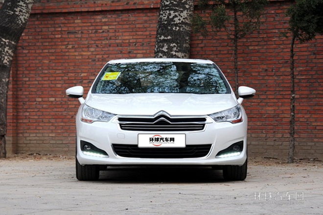 2013款 1.8L 自動勁馳版