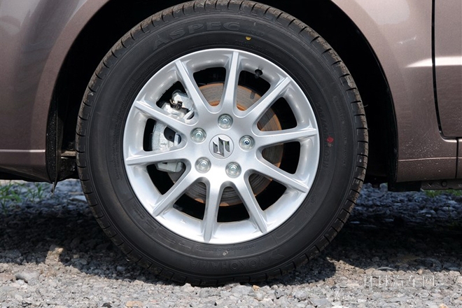 2012款 1.6L 自動實用升級版