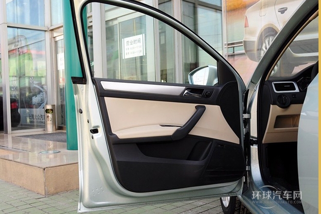 2013款 1.6L 自動(dòng)優(yōu)選型