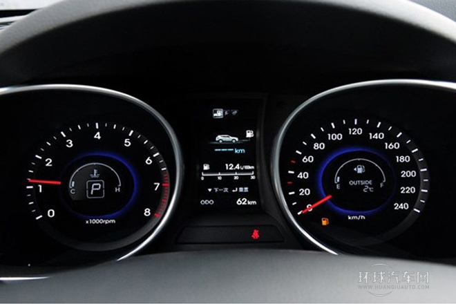 2013款 改款 2.4L 自動(dòng)四驅(qū)智能型