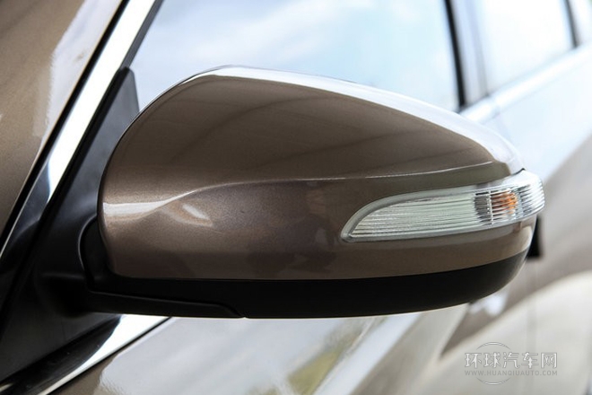 2014款 1.5L 手動(dòng)豪華型