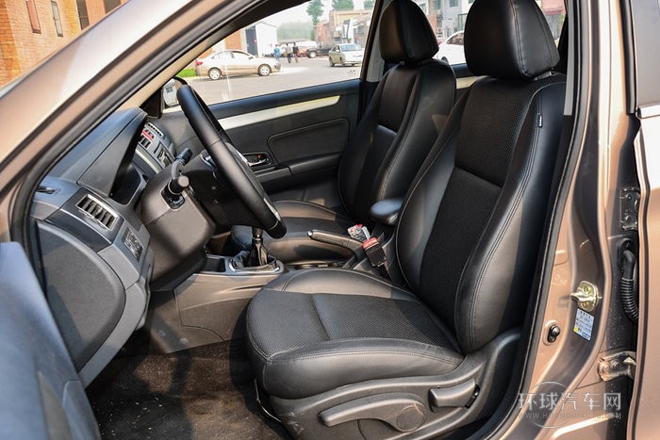 2014款 1.5L 手動豪華型