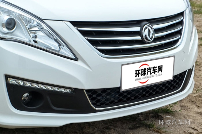 2014款 1.5L 手動(dòng)旗艦型