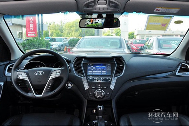 2013款 改款 2.4L 自動四驅(qū)尊貴型