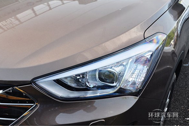 2013款 改款 2.4L 自動四驅尊貴型