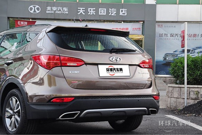 2013款 改款 2.4L 自動四驅尊貴型