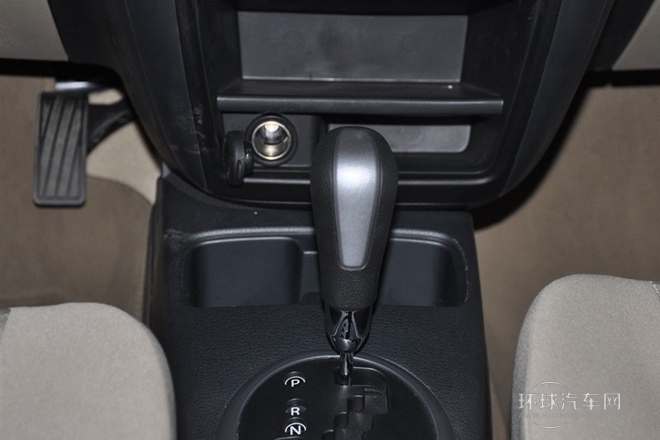 2012款 1.6L 自動實用型