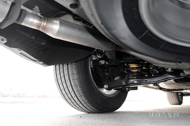 2013款 2.0T 自動兩驅時尚型