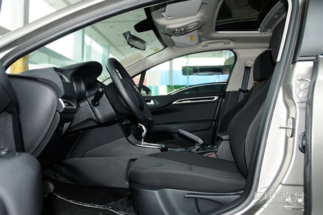 2013款 1.8L 手動勁智版