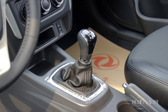 2014款 1.5L 手動尊享型