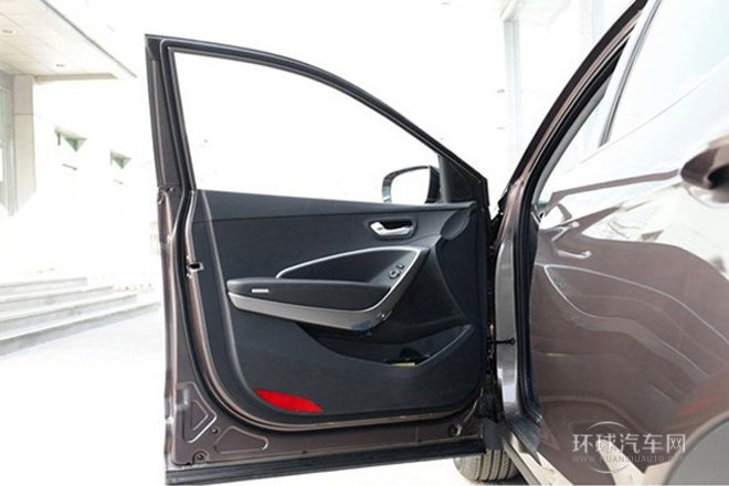 2013款 2.0T 自動(dòng)兩驅(qū)時(shí)尚型