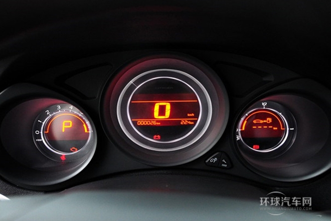 2013款 1.8L 手動勁智版