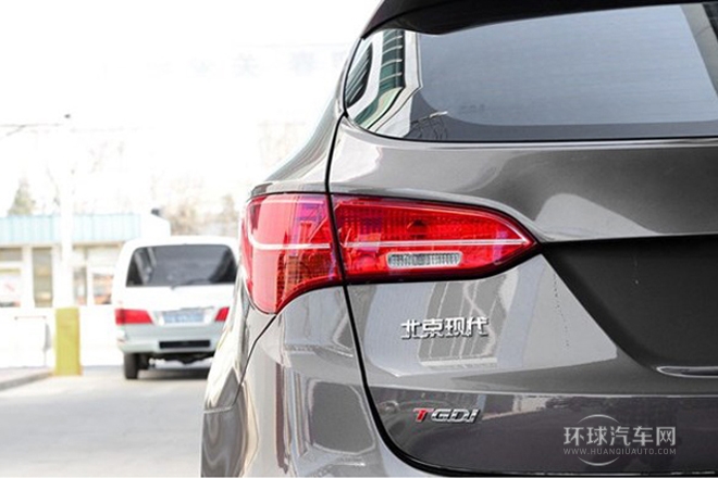 2013款 2.0T 自動(dòng)兩驅(qū)時(shí)尚型