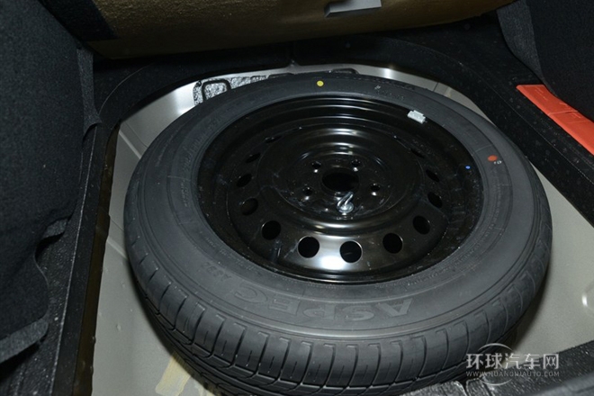 2012款 1.6L 手動舒適型