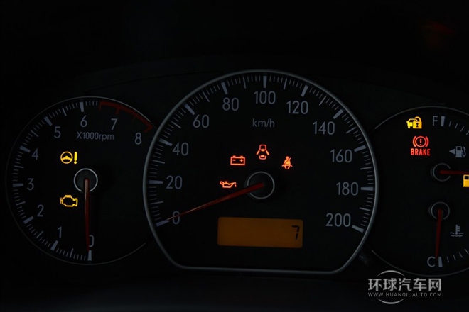 2012款 1.6L 手動舒適型