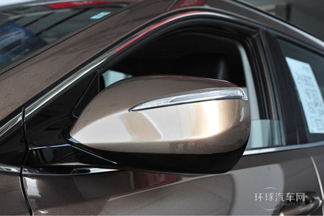 2013款 改款 2.0T 自動四驅時尚型