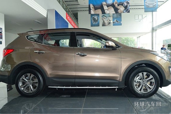 2013款 改款 2.0T 自動四驅時尚型