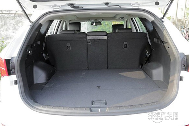 2013款 改款 2.0T 自動兩驅尊貴型