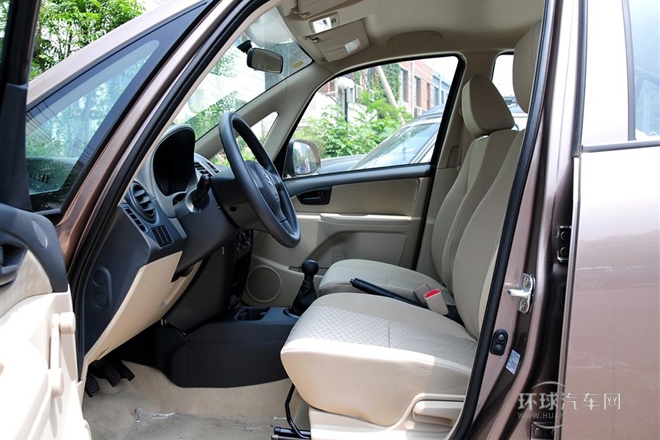 2012款 1.6L 手動實用型