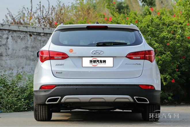 2013款 改款 2.0T 自動兩驅(qū)尊貴型