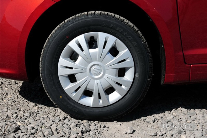 2013款 1.3L 手動超值版