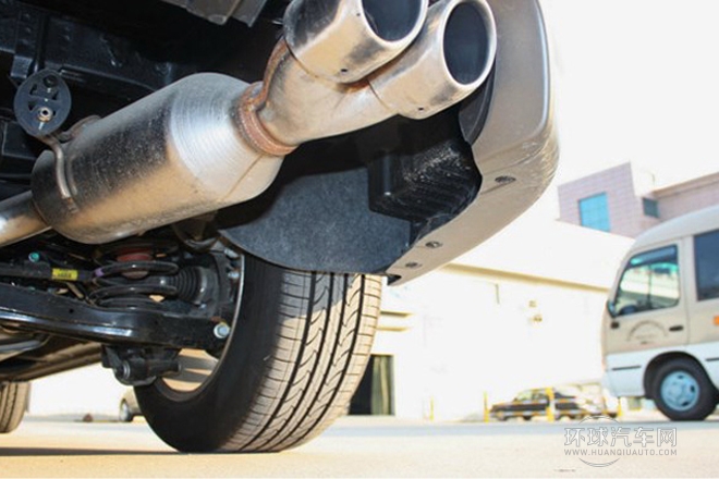 2013款 改款 2.0T 自動四驅頂級型