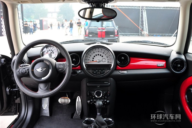 2012款 1.6T COOPER S 中國任務版