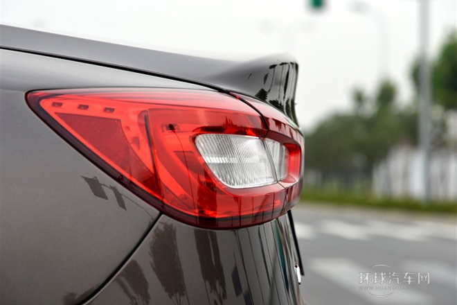 總裁 2013款 3.8T 標(biāo)準(zhǔn)型