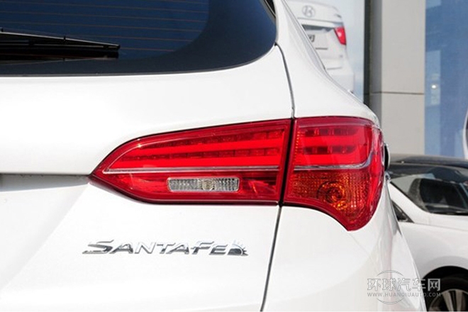 2013款 改款 2.0T 自動四驅尊貴型