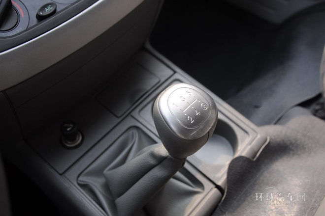 2011款 2.0L第五代快運豪華型V19