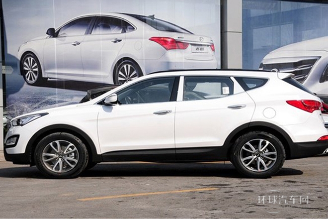 2013款 改款 2.0T 自動四驅(qū)尊貴型