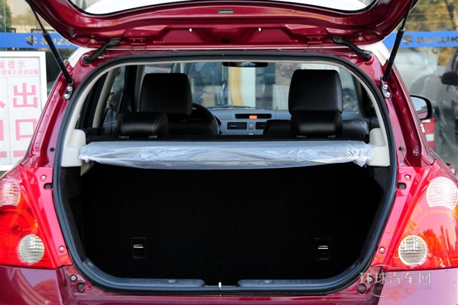 2013款 1.5L 自動20周年限量版