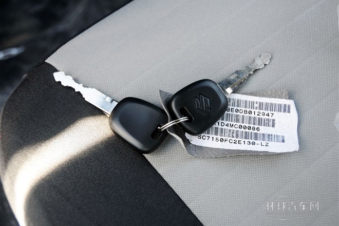 2013款 1.5L 手動標準版