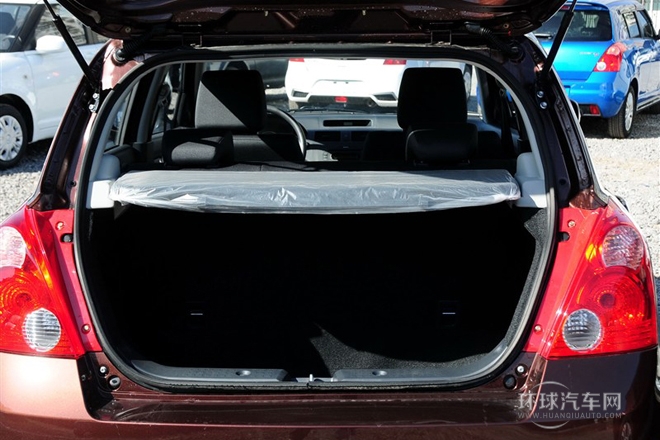 2013款 1.5L 手動(dòng)標(biāo)準(zhǔn)版