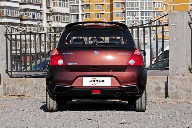 2013款 1.5L 手動標準版