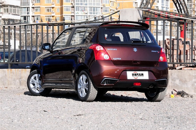 2013款 1.5L 手動(dòng)標(biāo)準(zhǔn)版