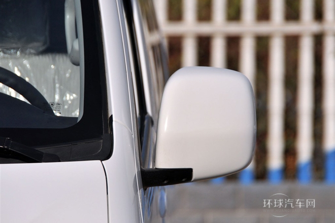 2014款 2.0L豪華型V19